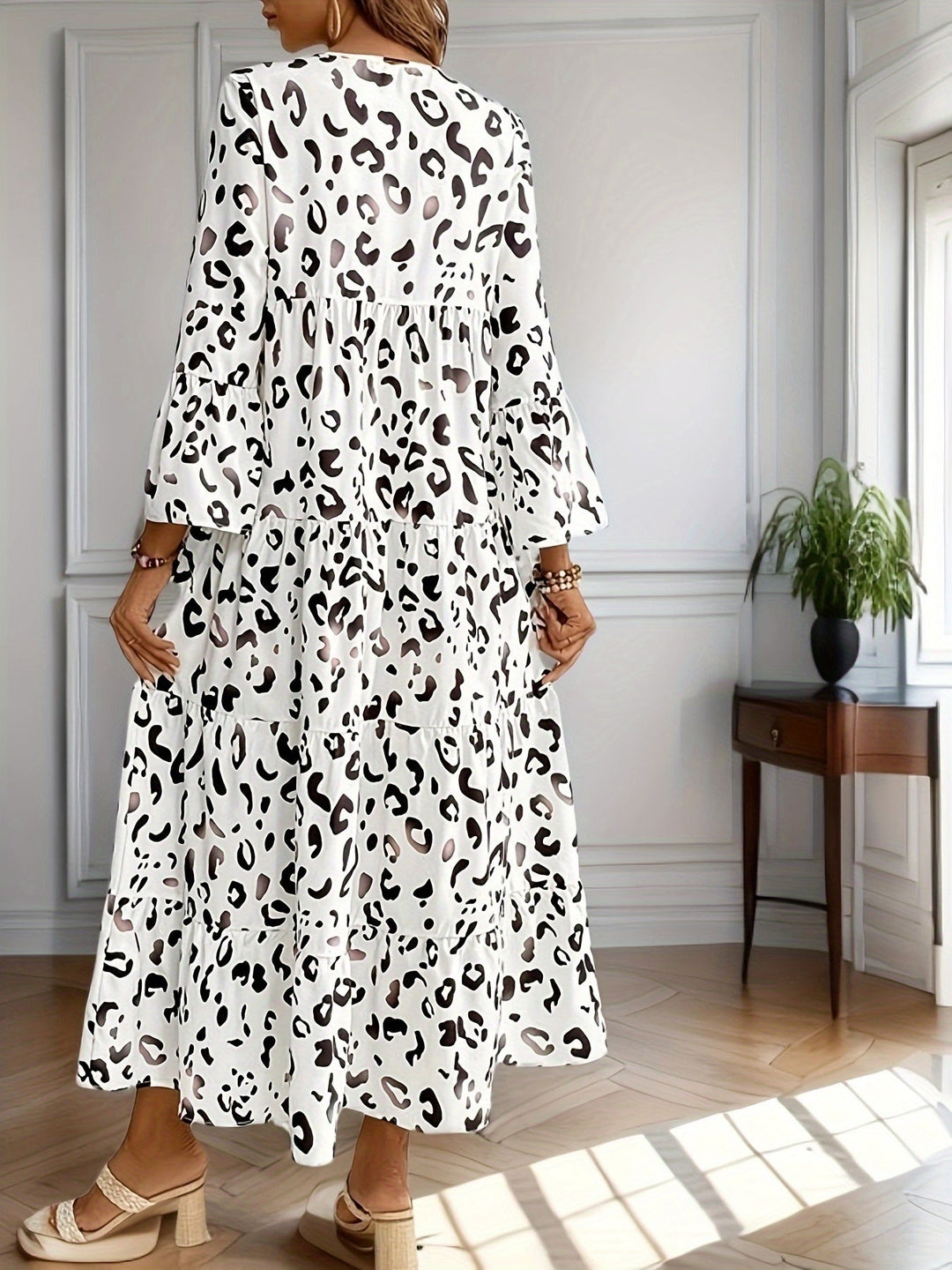 Morrene | Leopard V-Neck Maxi Dress