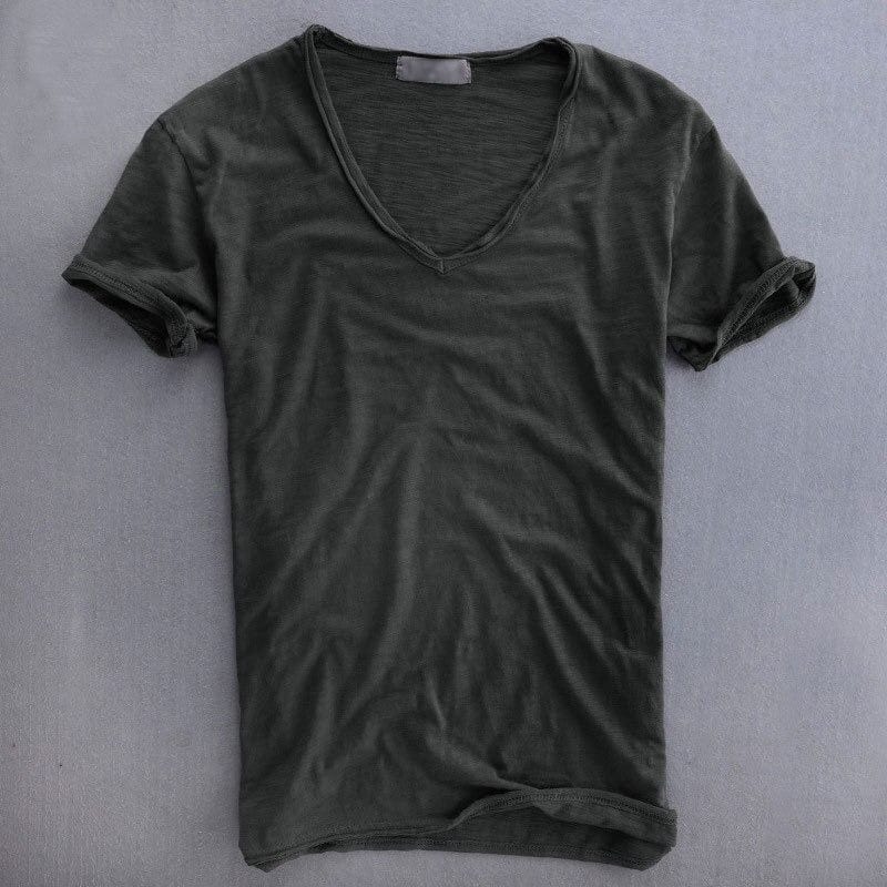Reeso - V-Neck Tee