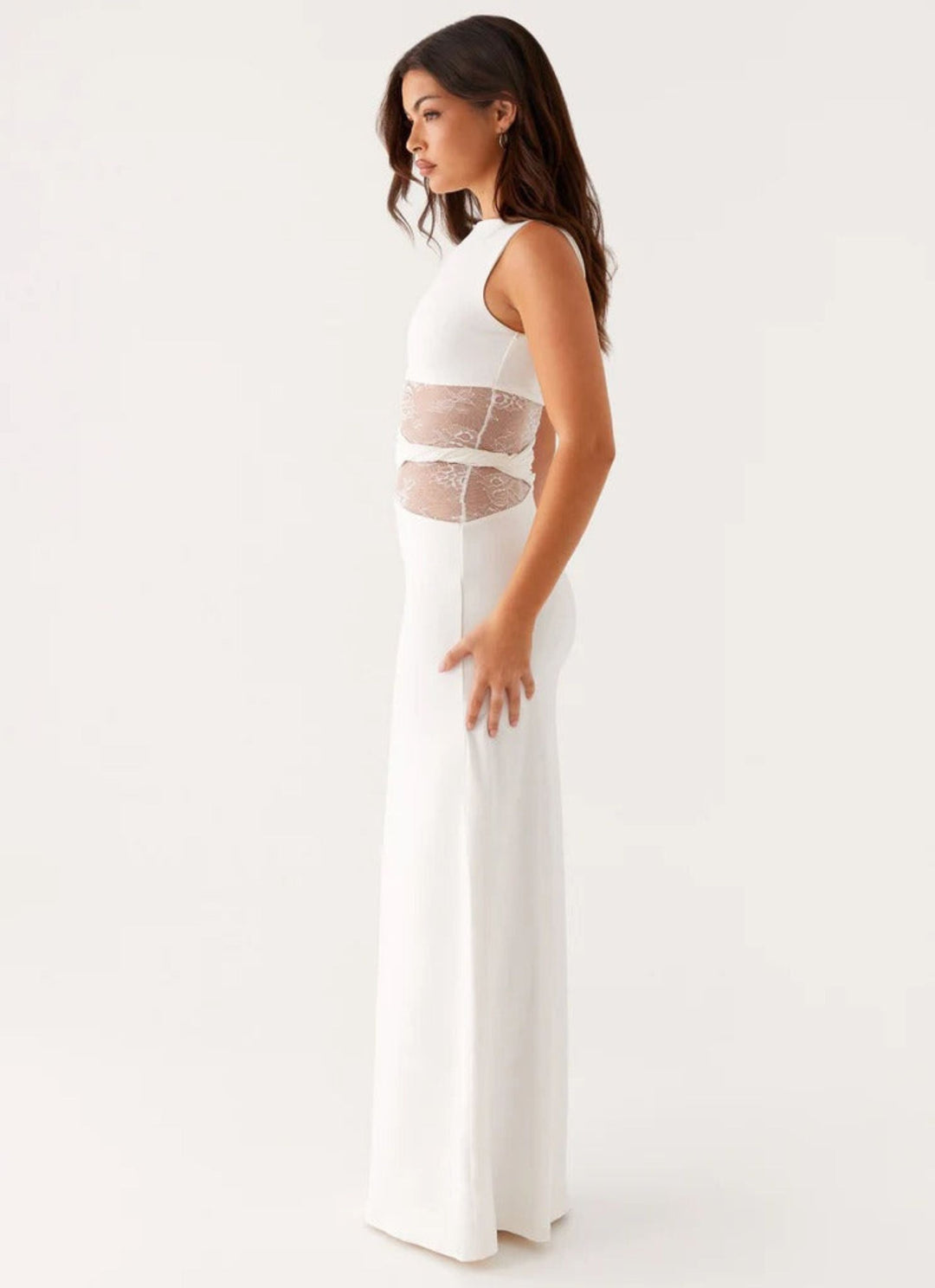 Lina | Figure-flattering maxi dress with subtle cutouts and lacing