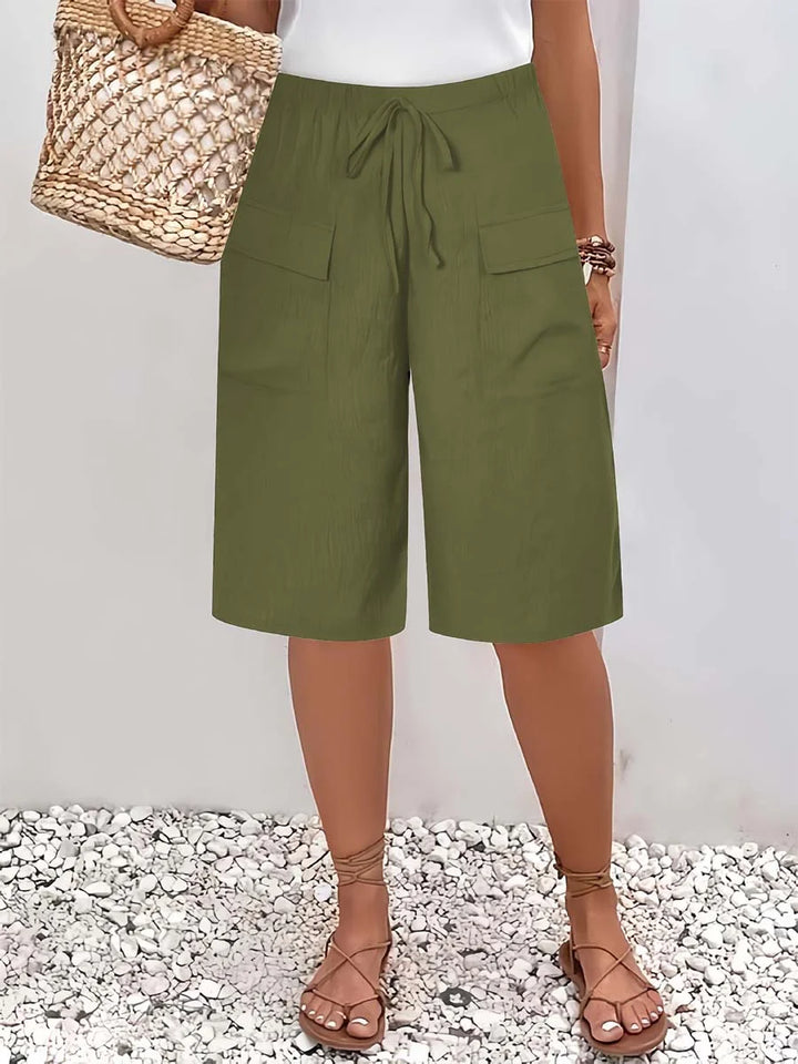 Yuria - Solid Color Casual Loose Stylish Pockets Shorts
