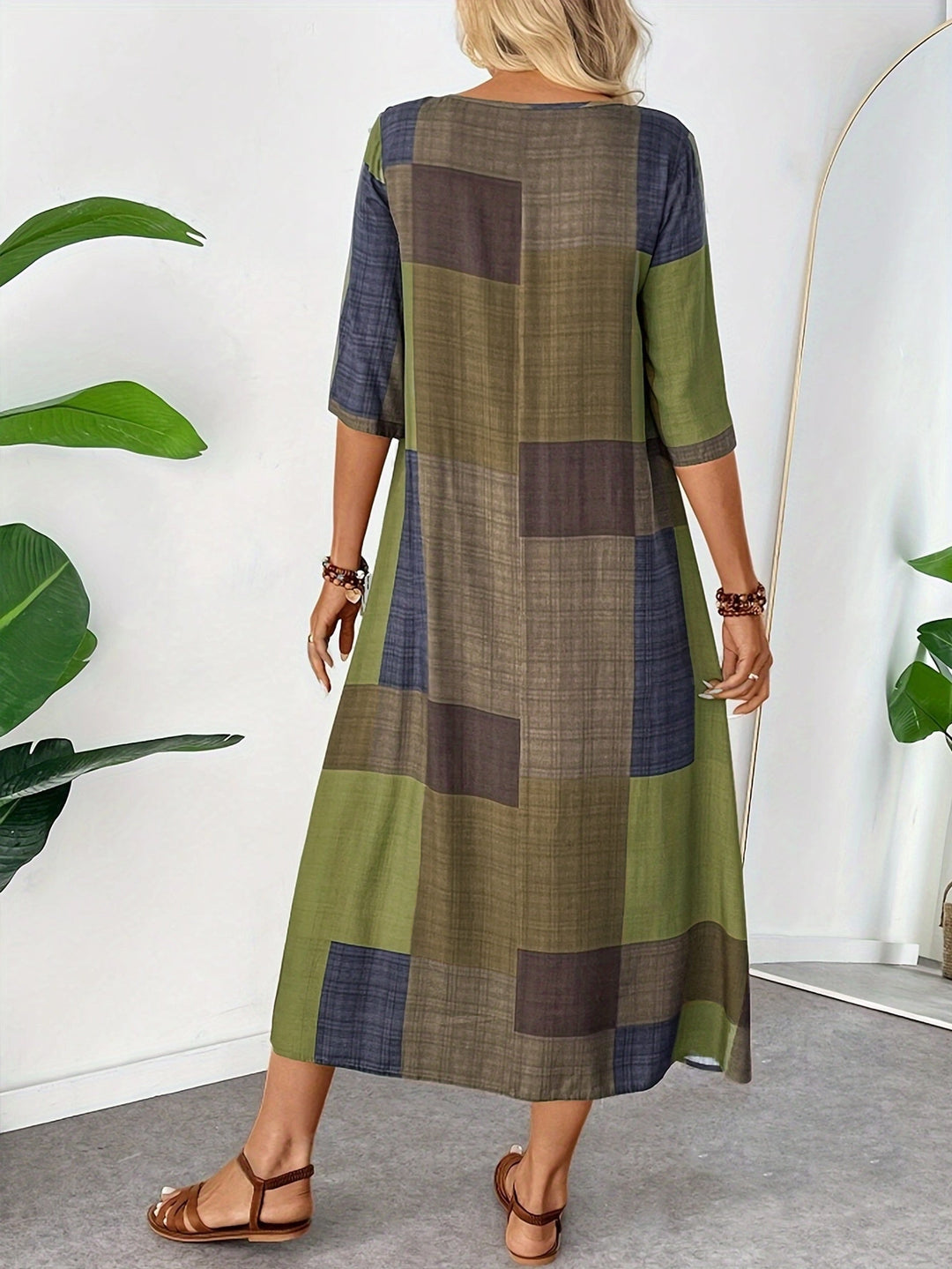Elaijah | Retro Plaid Maxi Dress