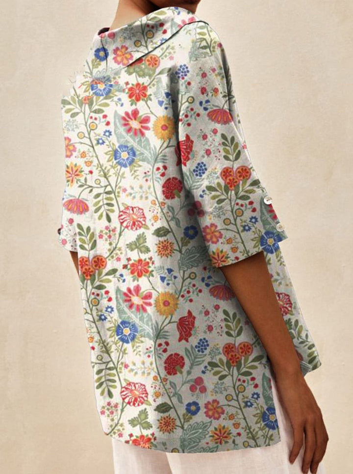 Andrea | Elegant top with V-neck