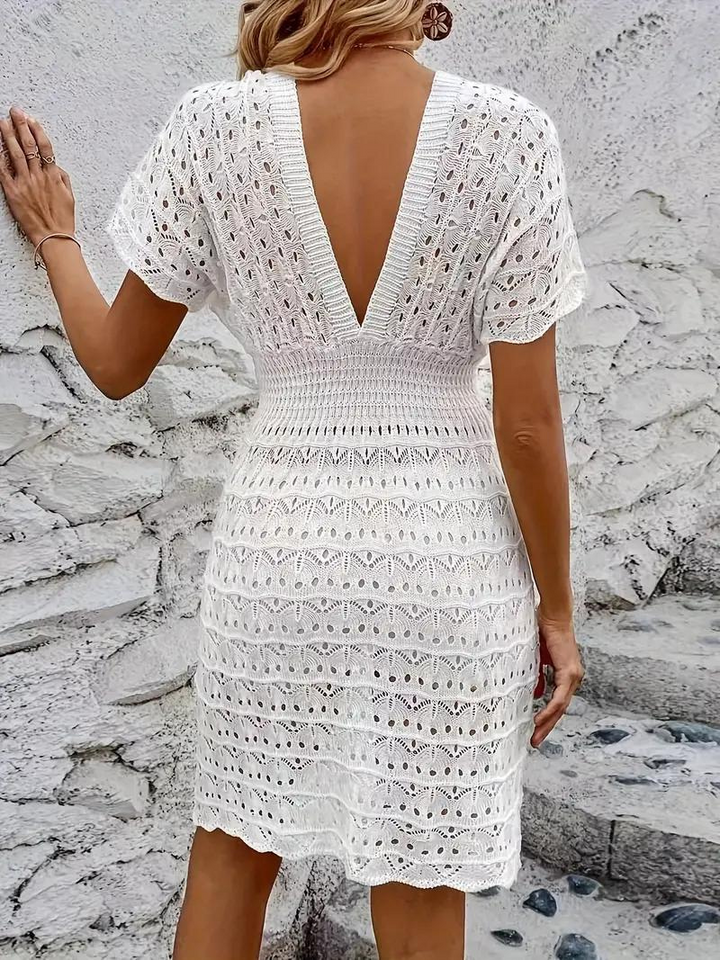 Cover-up knit dress in boho style beach outfit