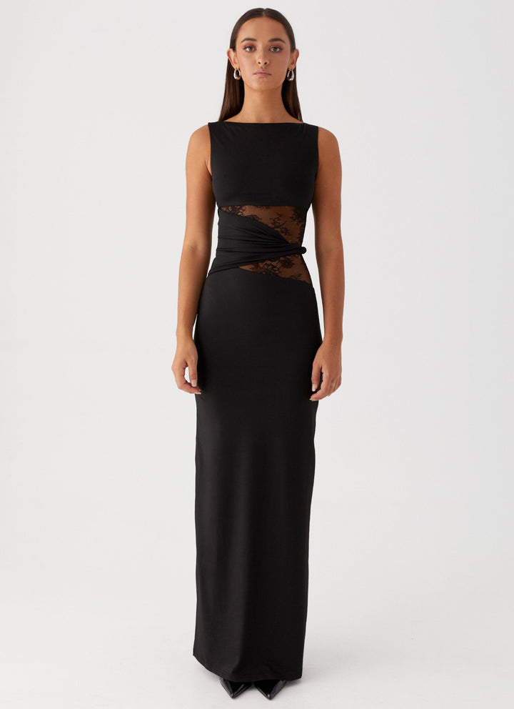 Lina | Figure-flattering maxi dress with subtle cutouts and lacing