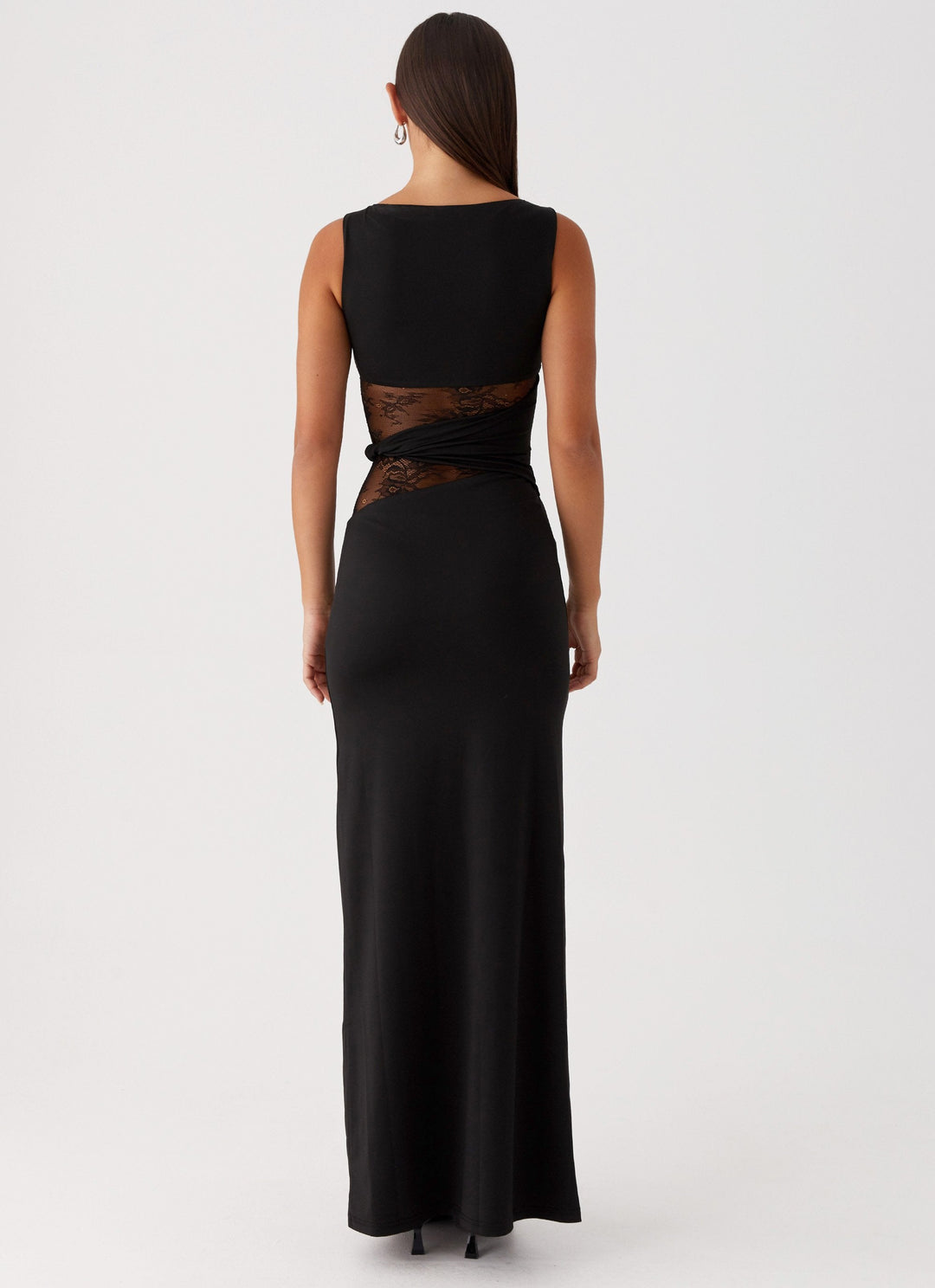 Lina | Figure-flattering maxi dress with subtle cutouts and lacing