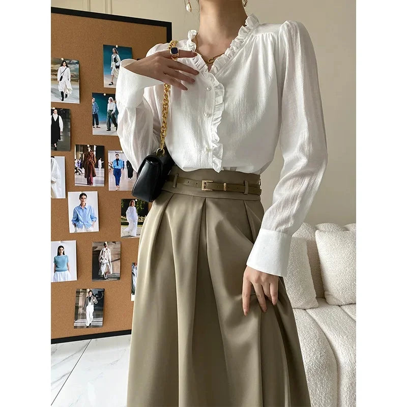 Élodie – Classic French Button-Up Blouse