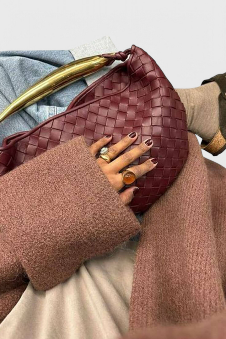 Gerda | Woven Handbag with Golden Handle