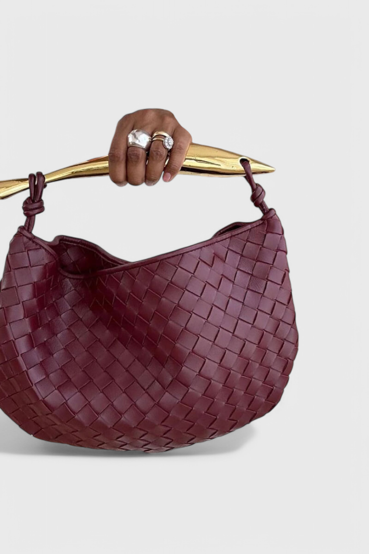 Gerda | Woven Handbag with Golden Handle