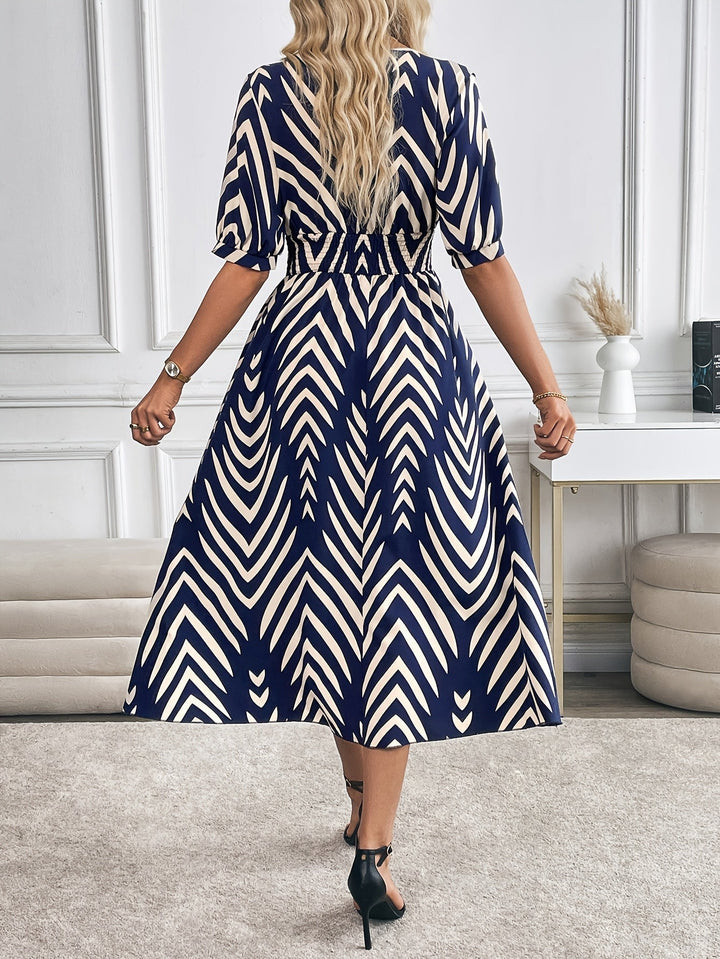 Lily™ - Chic Chevron Print Dress