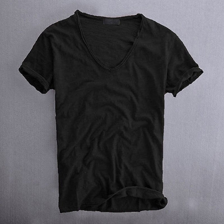 Reeso - V-Neck Tee