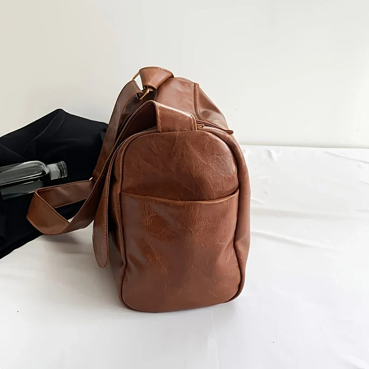 Madison™ - Vintage Messenger Bag