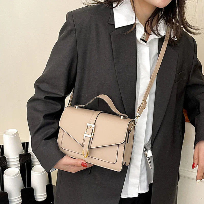 Zoe™ - Classic Shoulder Bag With Handmade Details