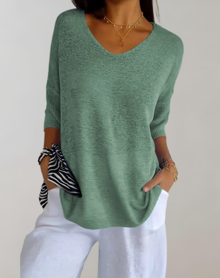 Shalia | Knitted Top With V-Neck