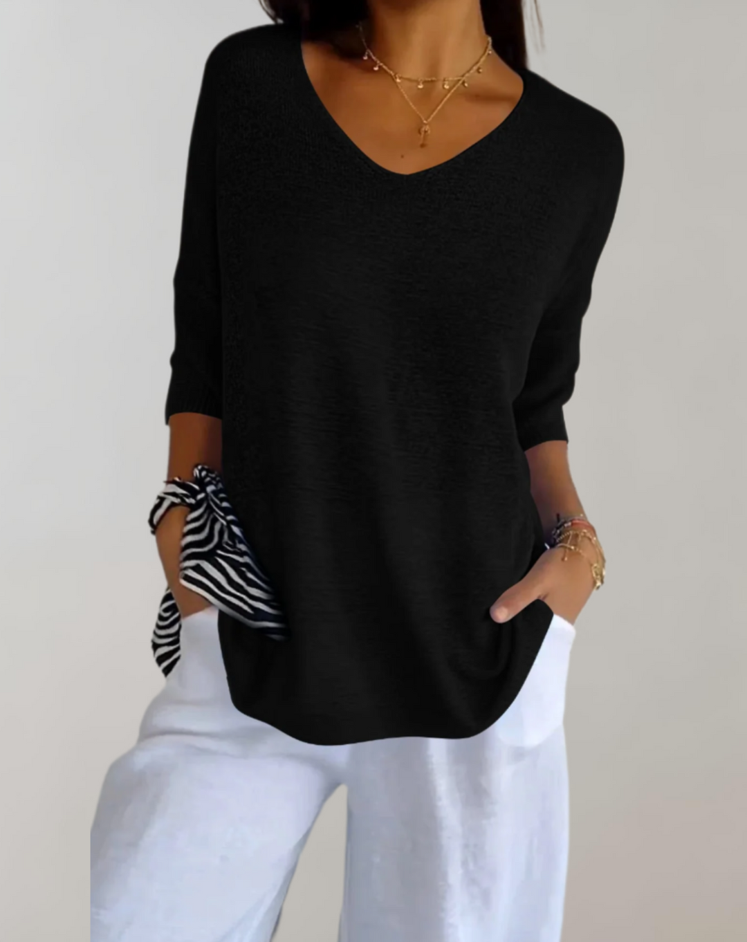 Shelia | Knitted Top With V-Neck