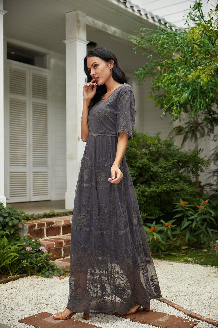 Clarita - Elegant Bloom Maxi Dress