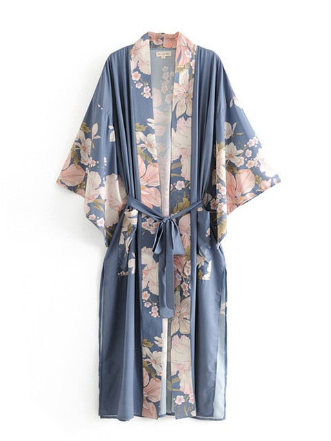 Long kimono robe with batwing sleeves