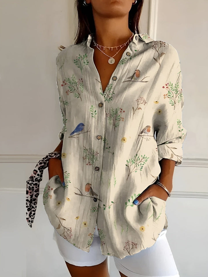 Brenda - Casual blouse with flowers and patterns