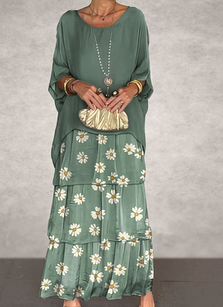 Artistic dress with wide cut